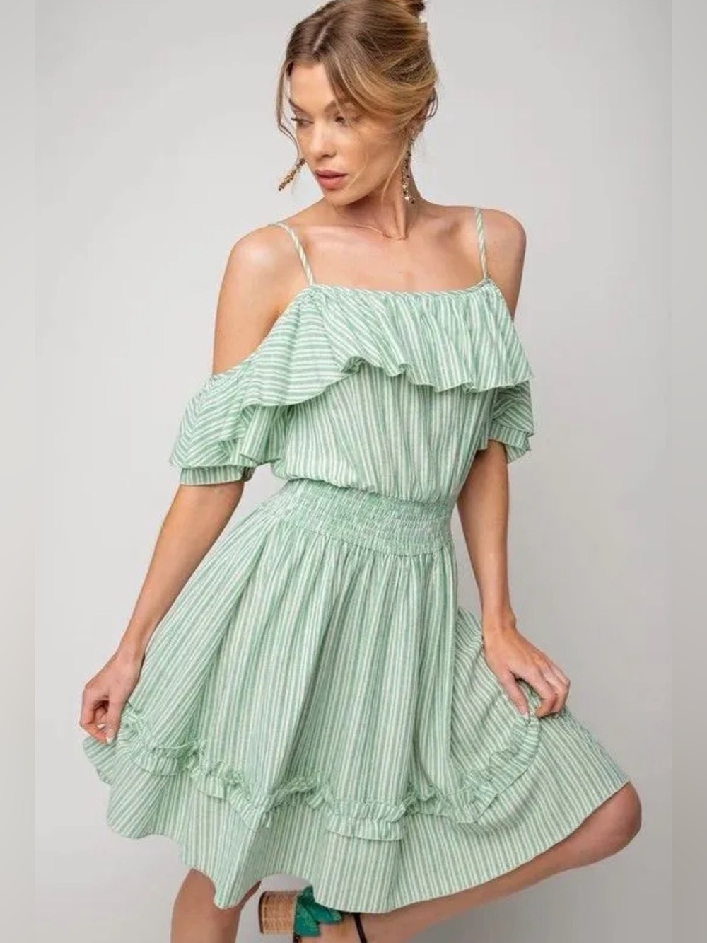 New nwt easel medium dress